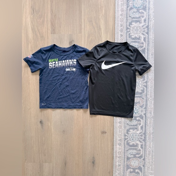 Blue Seattle Seahawks The Nike Tee Boys Dri-Fit Med 5/6 & Black Dri-Fit Boys Sm - Picture 1 of 1